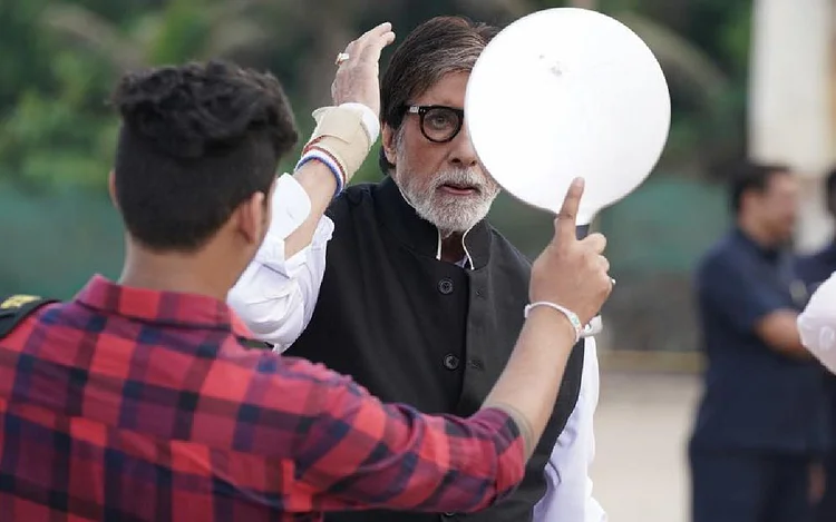 Exclusive : अमिताभ बच्चन के मेकअप मैन दीपक सावंत का खुलासा